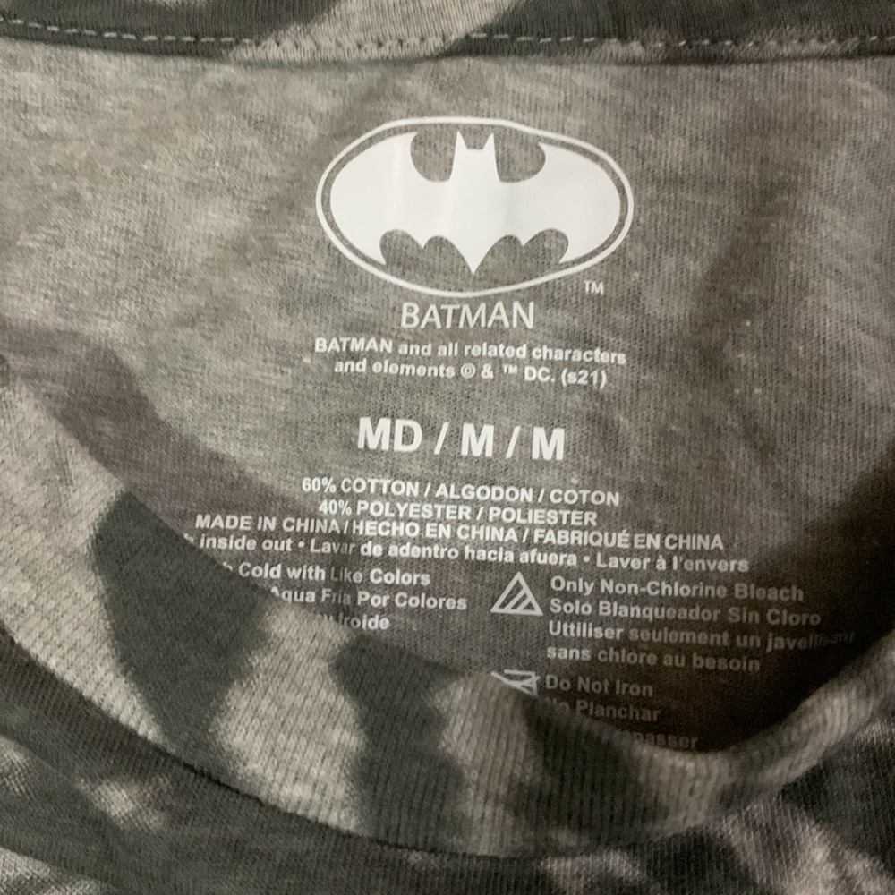 Men’s Batman & All related characters Tee - Picture 3 of 4